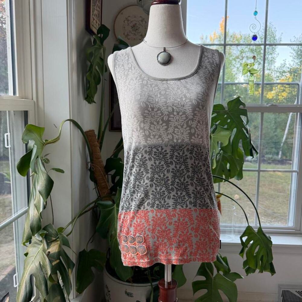 Boho Floral Coral and Grey Tank Top Prana Medium